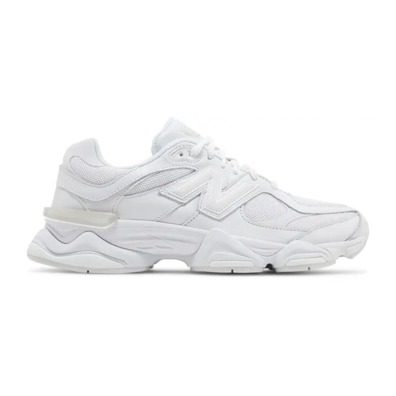 New Balance 9060 – Triple White