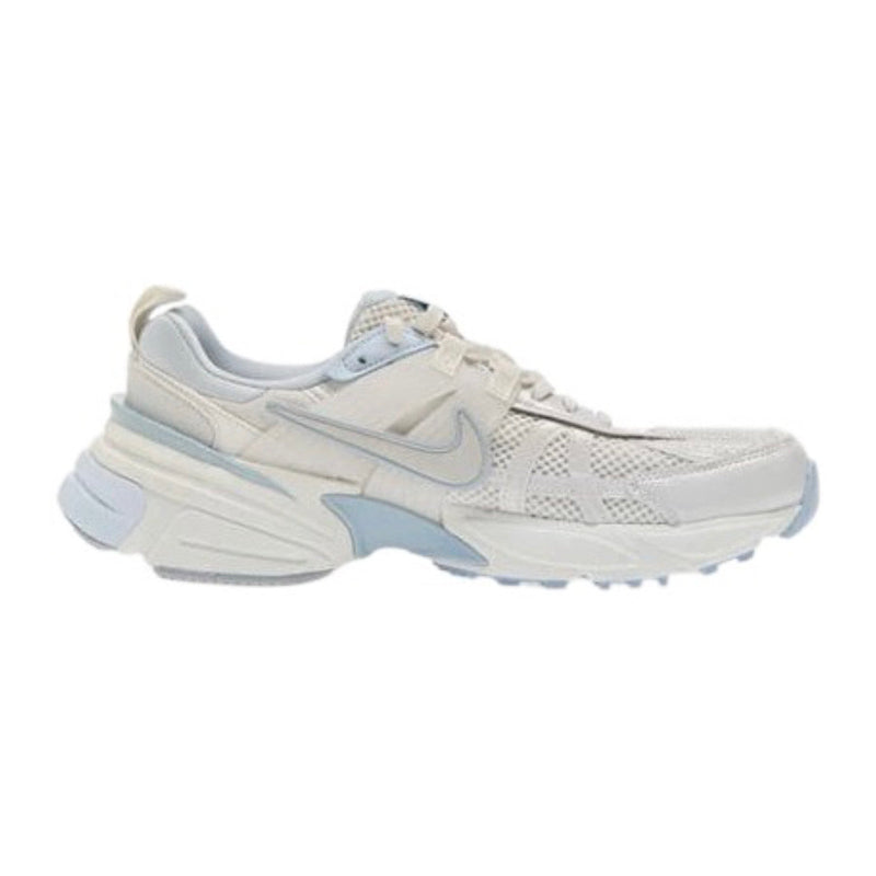 NIKE W V2K RUN
Platinum Tint/ Platinum Tint-Summit White