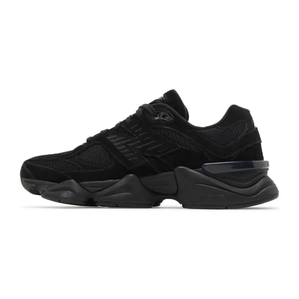 New Balance 9060 – Triple Black Leather