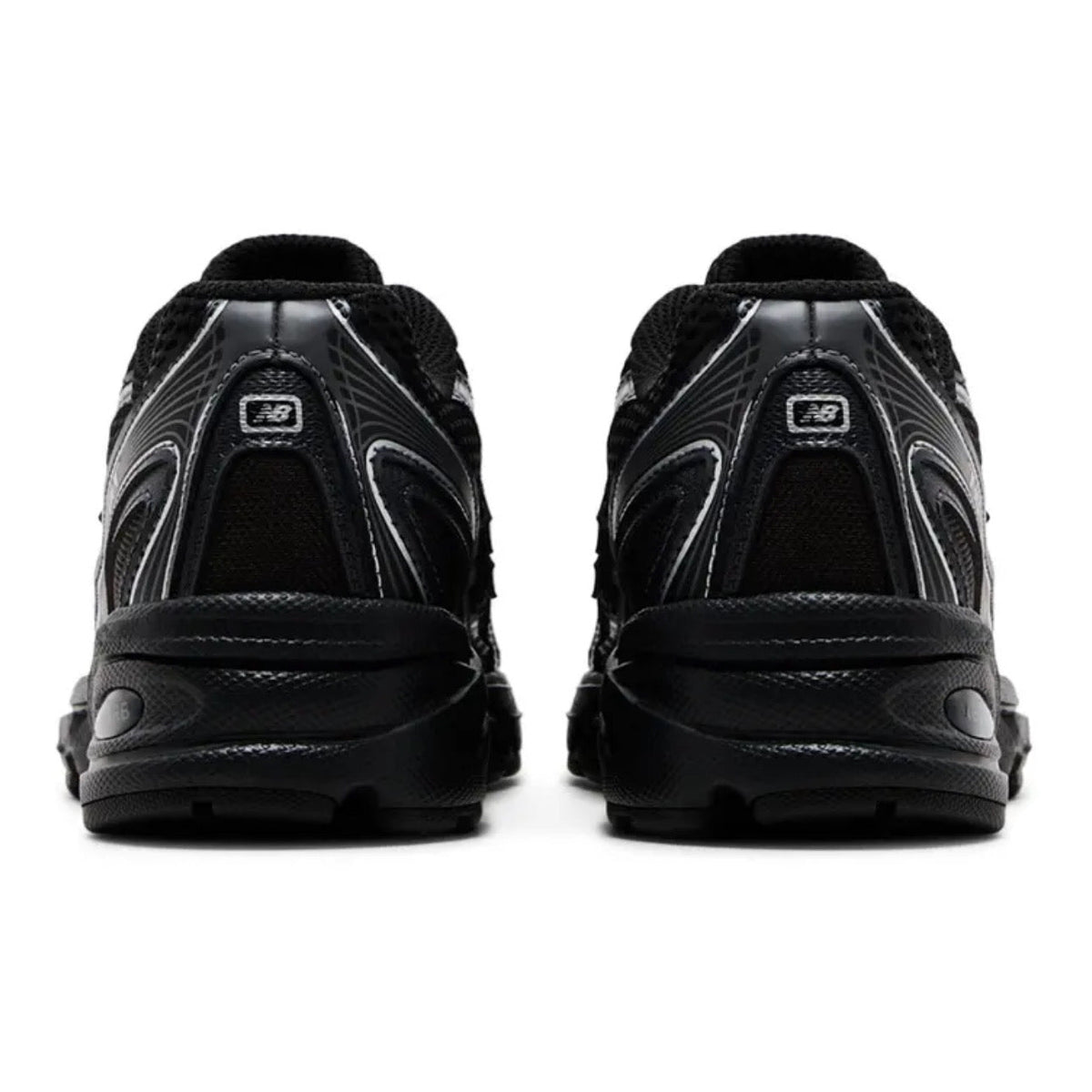 New Balance 740 Big Kid 'Black Silver Metallic'